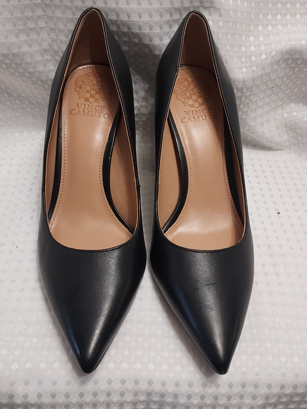Vince Camuto Black Leather Pointed-Toe Block Heel Pumps 8.5 - Picture 2 of 8